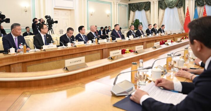 ГЛАВА ГОСУДАРСТВА НАЗВАЛ КИТАЙ ДОБРЫМ СОСЕДОМ И ПРОВЕРЕННЫМ ВРЕМЕНЕМ НАДЕЖНЫМ СТРАТЕГИЧЕСКИМ ПАРТНЕРОМ КАЗАХСТАНА