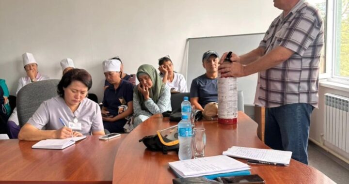  ҚОРДАЙДА МЕДИЦИНА ҚЫЗМЕТКЕРЛЕРІНЕ ҚАУІПСІЗДІК САБАҚТАРЫ ӨТКІЗІЛДІ