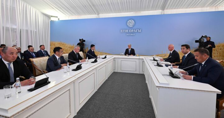 МЕМЛЕКЕТ БАСШЫСЫ ЕГІН ЖИНАУ НАУҚАНЫНА АРНАЛҒАН КЕҢЕС ӨТКІЗДІ