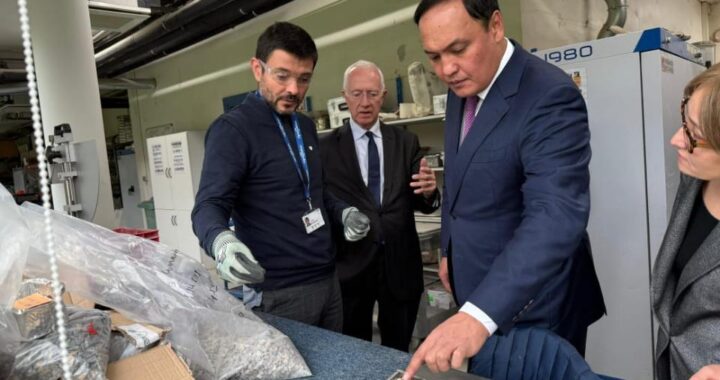 ЖАМБЫЛ ОБЛЫСЫНЫҢ ДЕЛЕГАЦИЯСЫ ФРАНЦИЯДА ИНВЕСТИЦИЯЛЫҚ ЫНТЫМАҚТАСТЫҚТЫ ДАМЫТУ БОЙЫНША КЕЛІССӨЗДЕР ЖҮРГІЗДІ