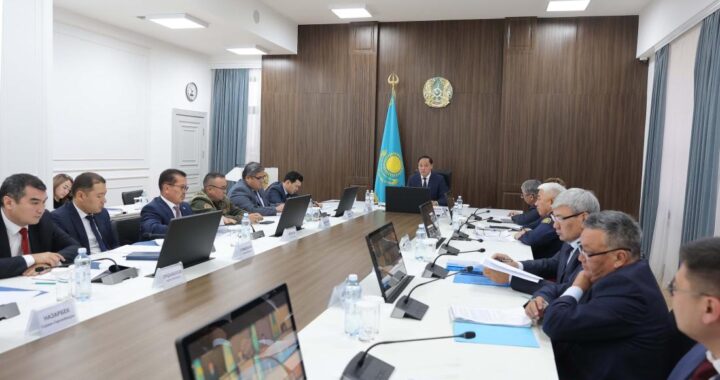 ЖАМБЫЛ ОБЛЫСЫНДА ӘЛЕУМЕТТІК ЖӘНЕ ЭКОЛОГИЯЛЫҚ МӘСЕЛЕЛЕР ҚАРАЛДЫ