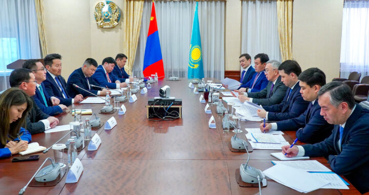 КАЗАХСТАН И МОНГОЛИЯ НАМЕРЕНЫ УВЕЛИЧИТЬ ТОВАРООБОРОТ ДО 500 МЛН ДОЛЛАРОВ