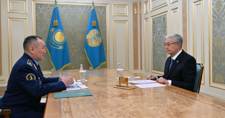 МЕМЛЕКЕТ БАСШЫСЫ ҚОРҒАНЫС МИНИСТРІ ДӘУРЕН ҚОСАНОВТЫ ҚАБЫЛДАДЫ