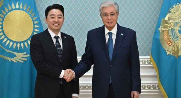 ҚАСЫМ-ЖОМАРТ ТОҚАЕВ КОРЕЯ РЕСПУБЛИКАСЫНЫҢ АРНАУЛЫ ӨКІЛІН ҚАБЫЛДАДЫ